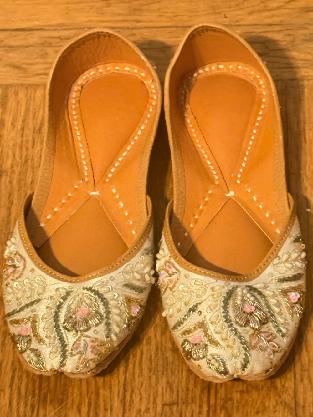 Embroidered Cream Women's Genuine Leather Jutti Flats
